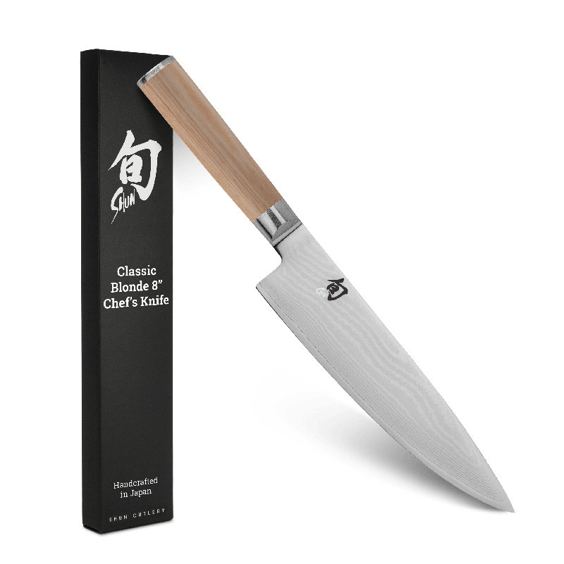 Shun Classic Blonde Chef's Knife, Handcrafted Japanese Kitchen Knife for Professional and Home Chefs, VG-MAX Core with Damascus Stainless Steel Cladding, Pakkawood Handle