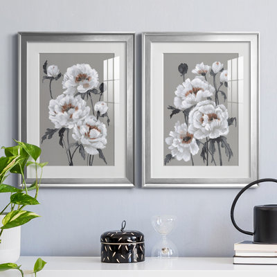 Peony Profusion I, reproduction encadrée de qualité supérieure - prête à être accrochée