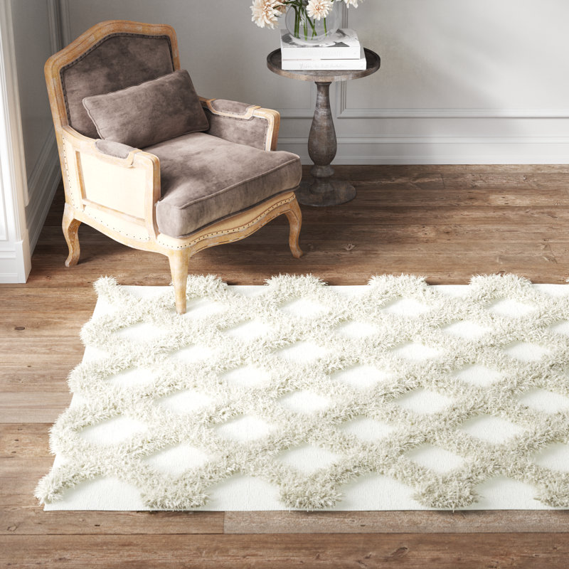 Kaliyanei Diamond Trellis Power Loom Performance Shag Cream Rug, Rectangle 7'6" x 10'