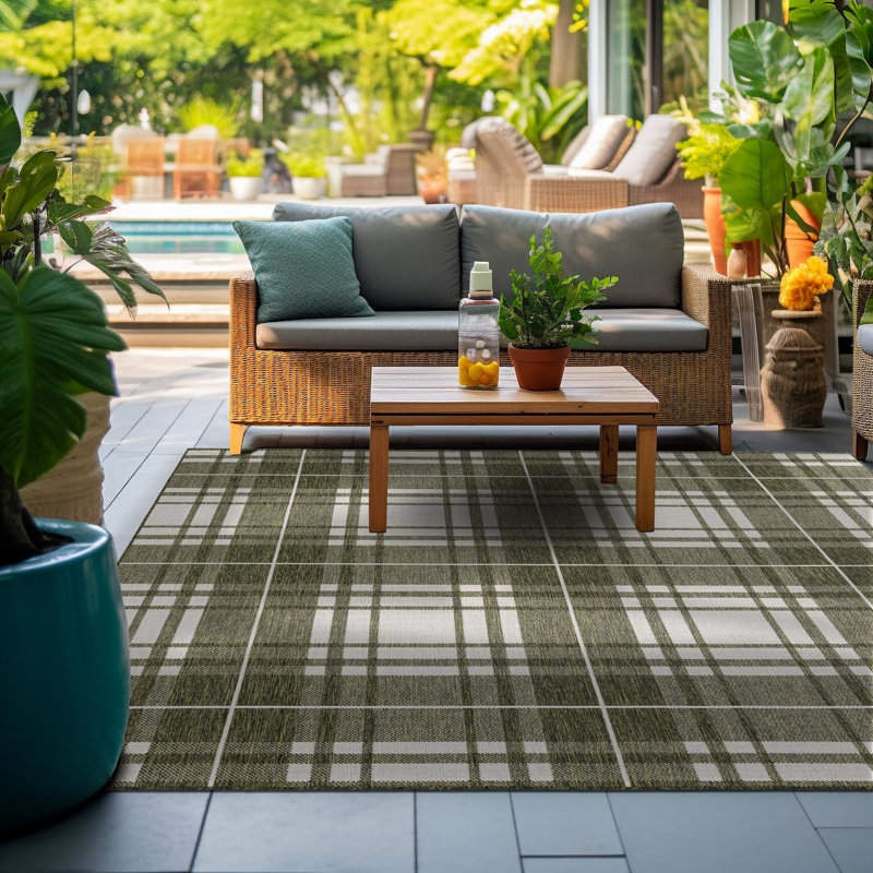 Tatasha Plaid Power Loom Polypropylene Plastic Indoor/Outdoor Area Rug in White/Green, Square 7'10"