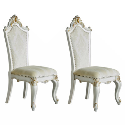 Chaise d'appoint capitonnée en tissu
