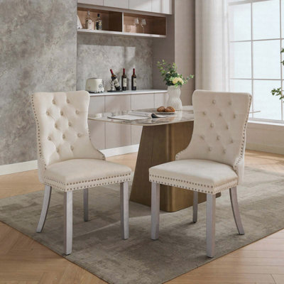 Ensemble de 2 chaises de salle à manger modernes et haut de gamme en velours capitonné avec pieds en bois et garniture cloutée