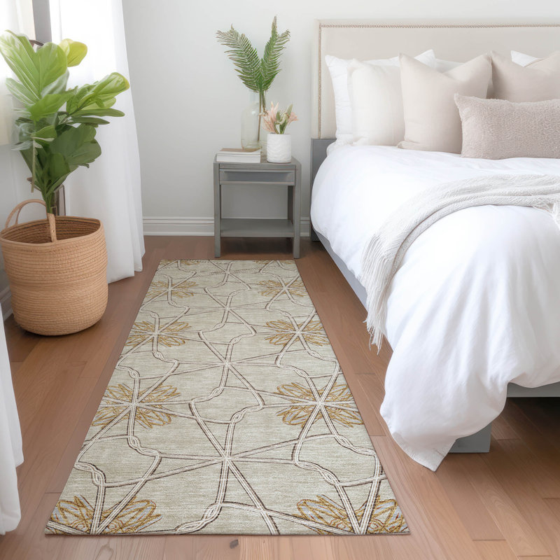 Ivory Geometric Synthetic Indoor/Outdoor Runner Rug 2'3" x 7'6"