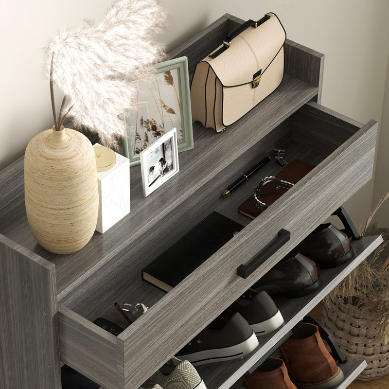 Armoire industrielle grise avec 2 tiroirs et tablettes réglables pour 12 paires de chaussures
