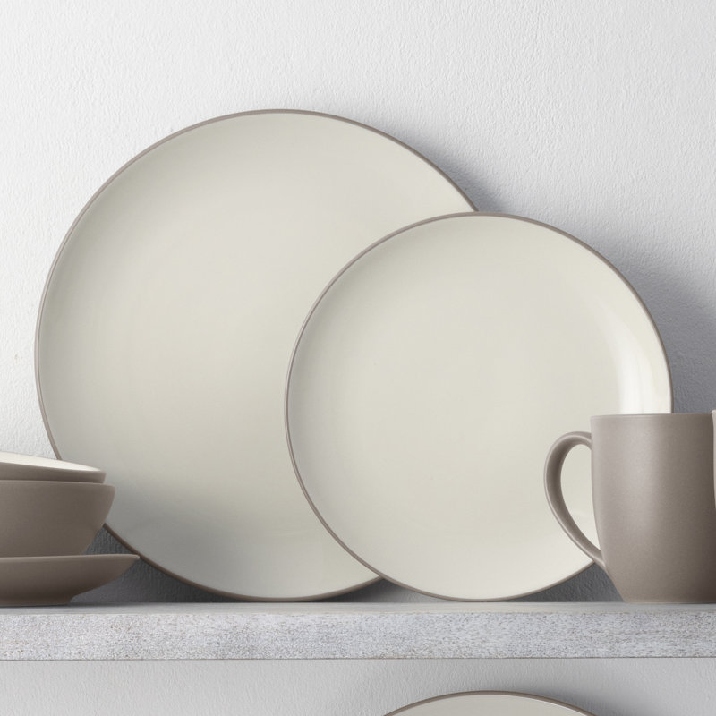 White and Sand Ceramic 16-Piece Dinnerware Set, Service for 4