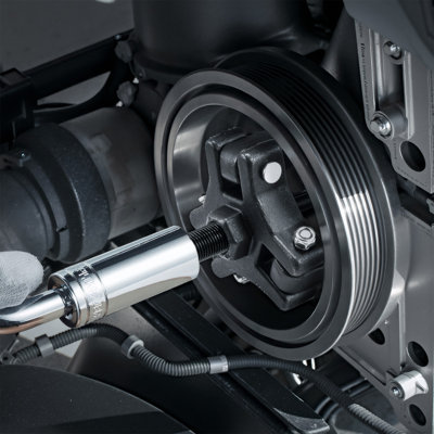 Ensemble d'extracteurs Harmonic Balancer, extracteur réglable à 3 mâchoires pour la plupart des modèles de véhicules récents, ensemble d'extracteurs à poulie à 3 mâchoires avec 4 tiges de force pour retirer les équilibreurs Harmonic sans retirer le radiateur