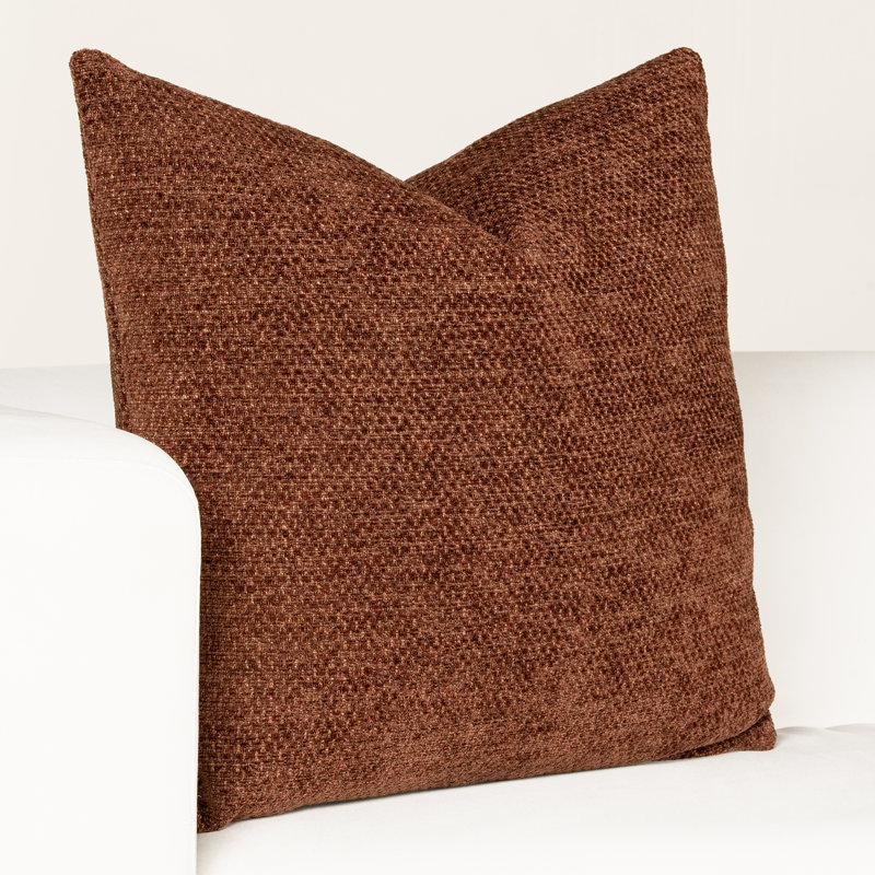 Coussin Serenity, 18 po x 18 po, Polyester, Rouge-brun