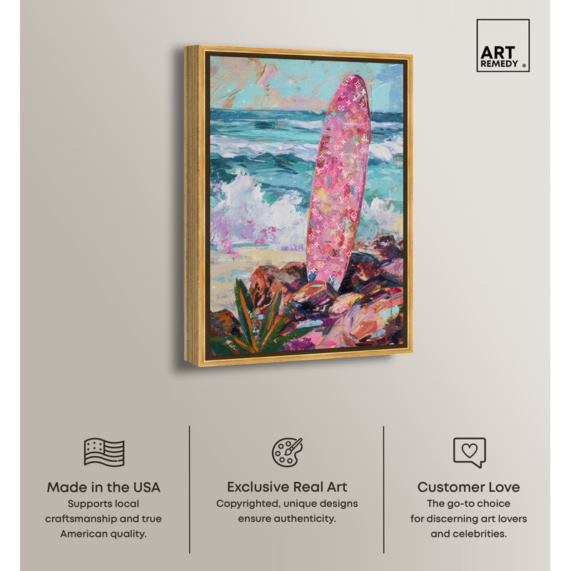 Planche de surf colorée dans le sable, art mural côtier par Art Remedy, Cadre doré, H 16 po x l 11 po