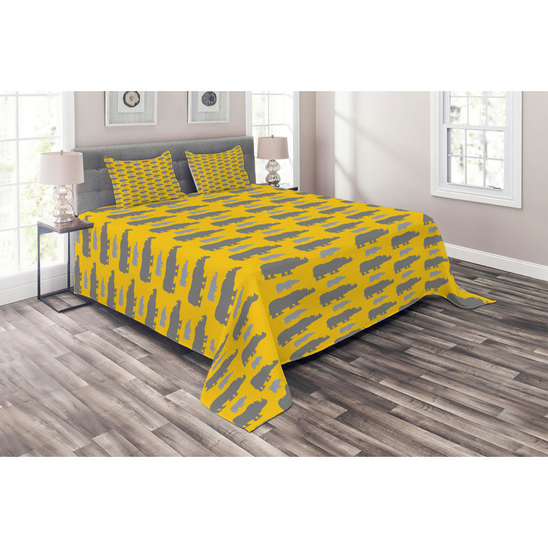 Safari Polyester Coverlet, King Bedspread + 2 Shams