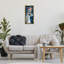 Lama avec cadre flottant livre et arrangement floral, design par Heather Gauthier-1721555664-1721555660