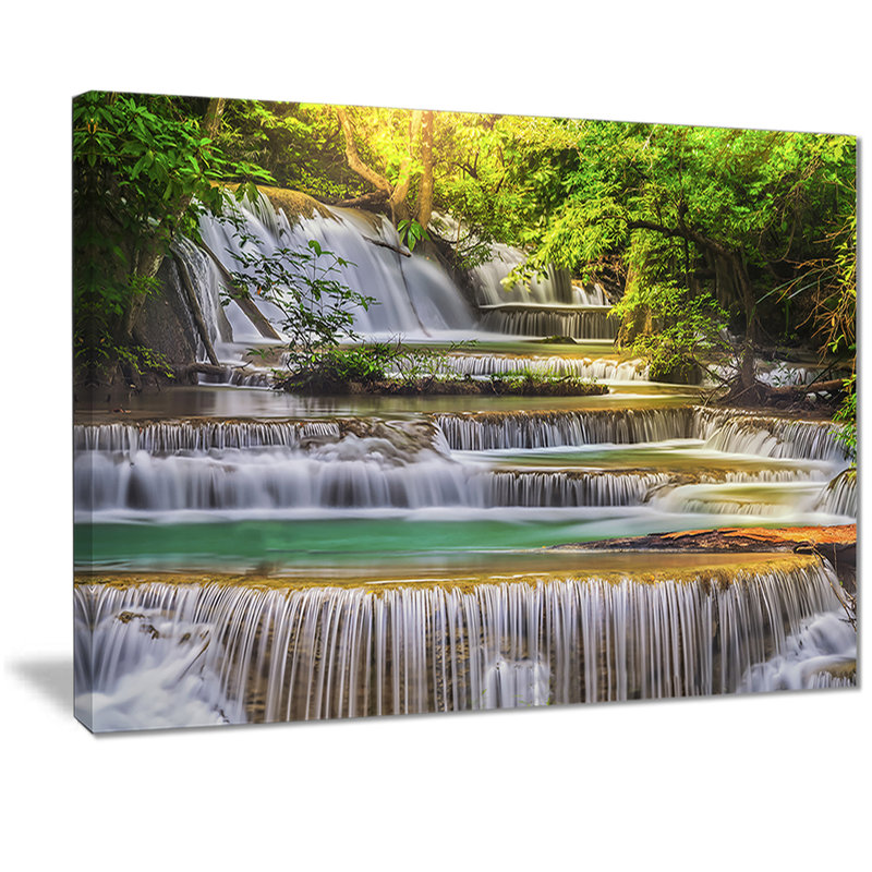 « tranquil erawan cascade », reproduction de photo sur toile, H 30 po x l 40 po x P 1 po