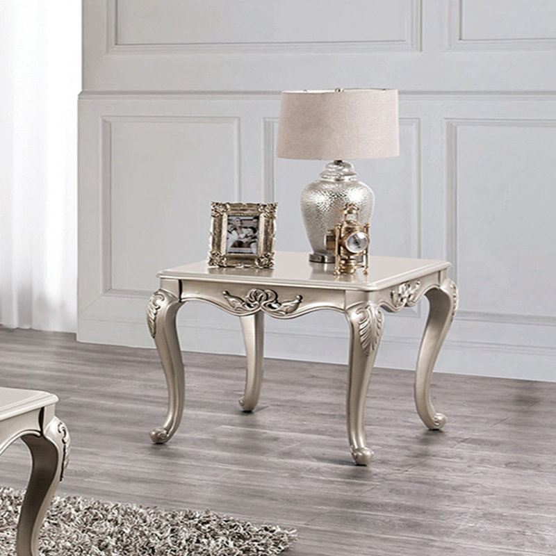 Table de bout de style traditionnel, H 24,5 po x l 26,5 po x P 28,5 po, Champagne