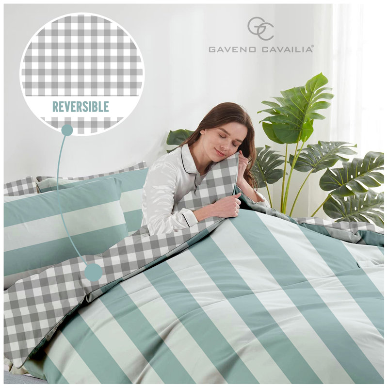 Striped Polycotton Duvet Cover Set with Matching Pillowcases - Single, Double, King - Soft, Breathable, Machine Washable Bedding