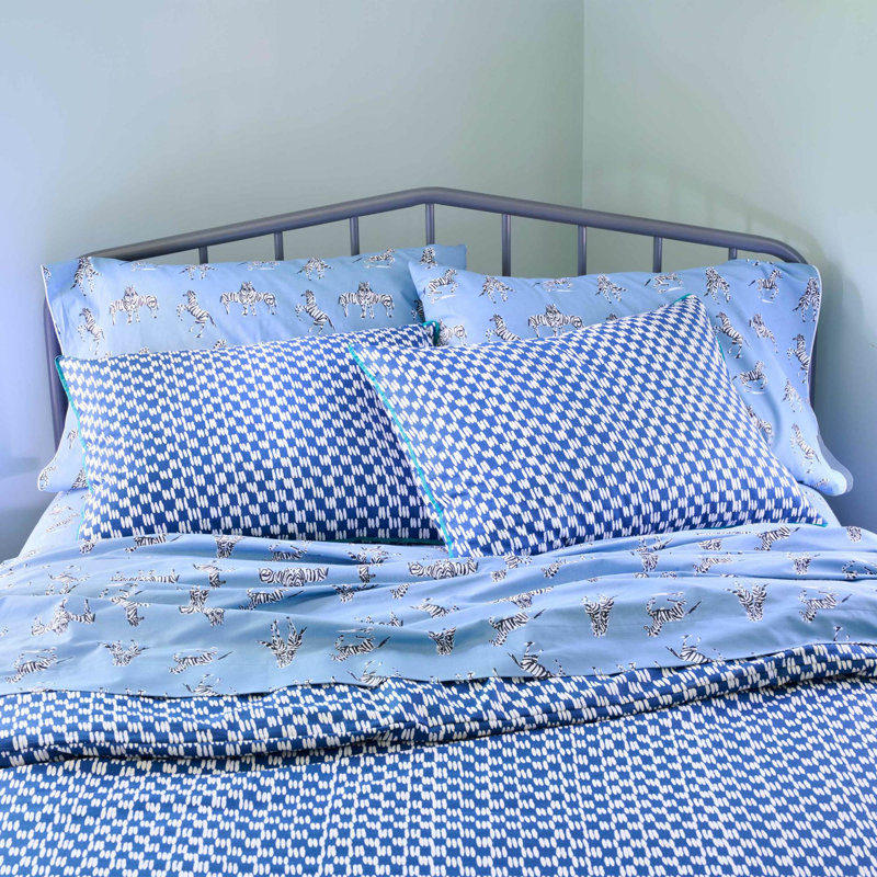 Novogratz by Utica Deep Indigo Standard Cotton Comforter Set, King Comforter + 2 Shams