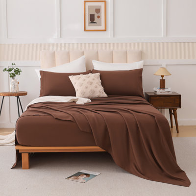 Solid Colour 4-Piece Bed Sheet Set With Ultra-Fine Fibre Suitable For Family Bedrooms