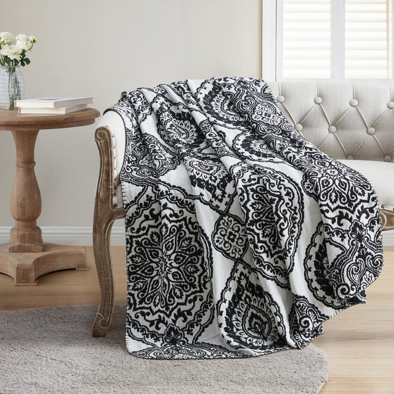 Craig Medallion Throw, 50" x 60", Black/White