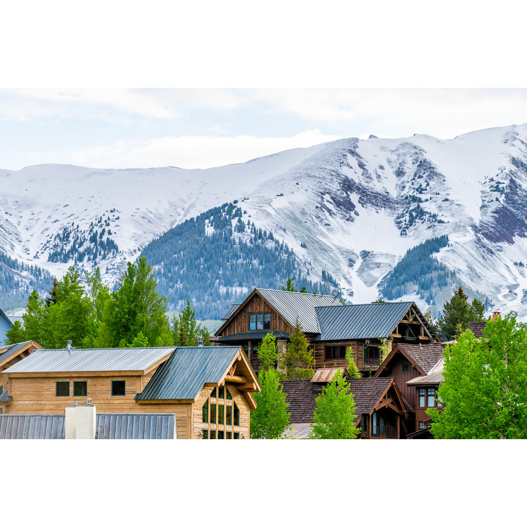 Mount Crested Butte von Krblokhin - Kunstdrucke auf Leinwand