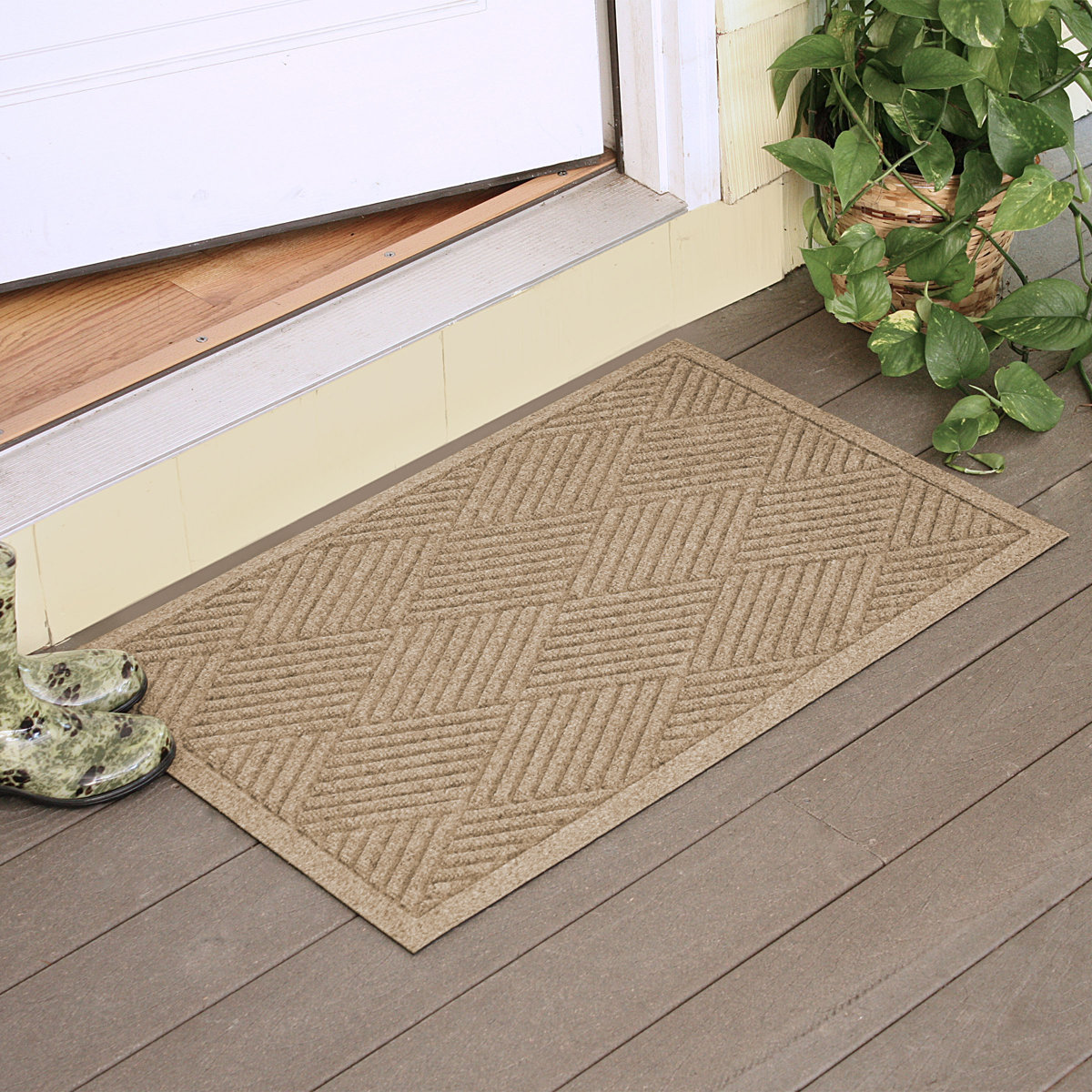 Waterhog door mat, 2' x 3' camel