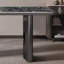 Table et chaise de maison légère et luxueuse-109905885-109905884