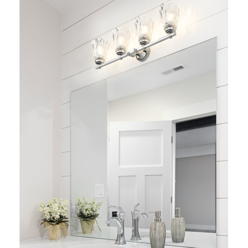 Meuble-lavabo 4 lumières Andree, H 9 po x l 32 po x P 6,25 po, Chrome chrome, Quatre lumières