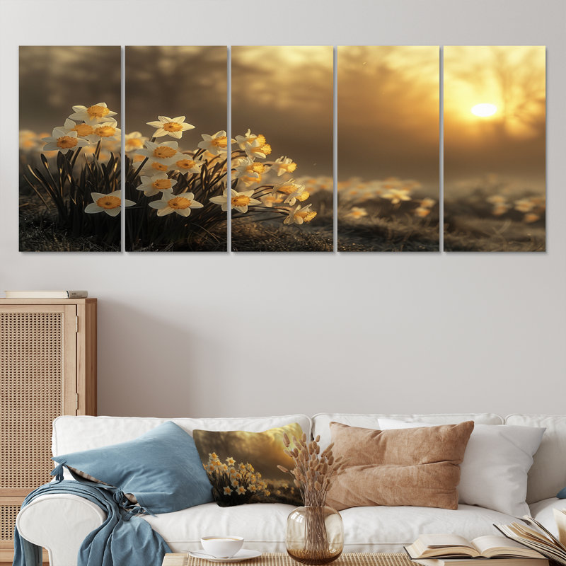 «Beige Yellow Summer Golden Hour Daffodils» - ensemble de reproductions d'art mural jonquilles, H 32 po x l 80 po