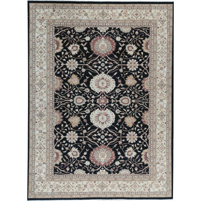 Tapis noir de haute qualité noué à la main