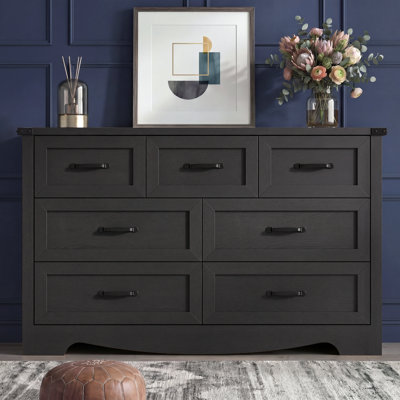 Commode à 7 tiroirs rustique, commode moderne minimaliste en panneau de fibres à densité moyenne de 47,2 po avec conception anti-basculement, armoire de rangement compacte pour la chambre à coucher et le salon