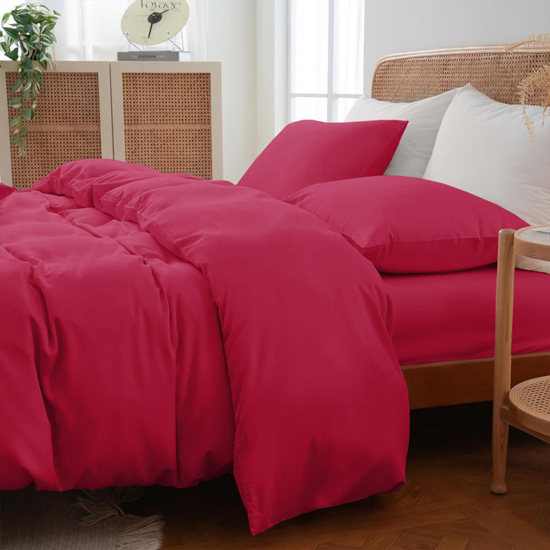 Premium 4-Piece Microfiber Duvet Cover Complete Set, Single Duvet Cover Set + 2 Additional Pieces, Burgundy