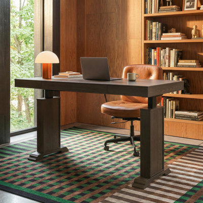 63'' W Electric Adjustable Height Standing Desk