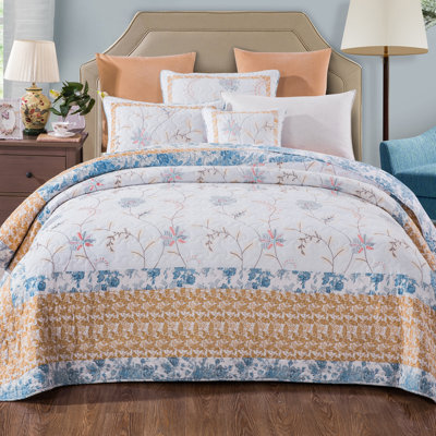 Cotton Reversible Embroidery Quilt Set