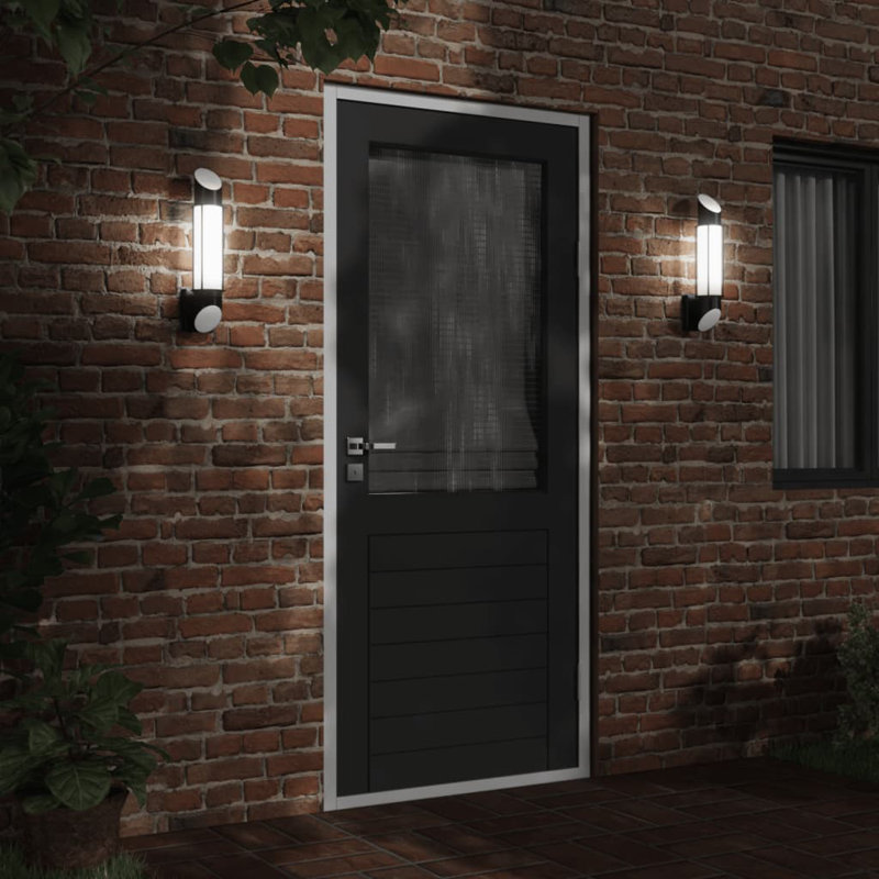 Plug-in 1 Light Outdoor Wall Light, Black