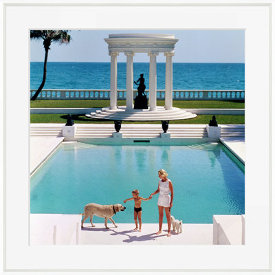 «Nice Pool» par Slim Aarons - Photographie de cadre photo sur papier