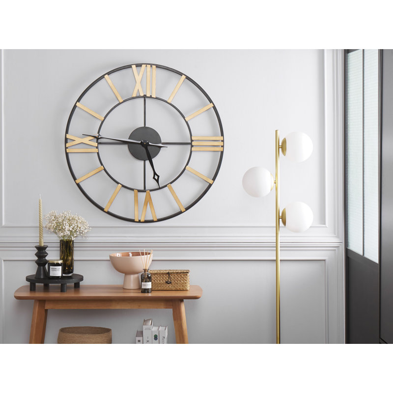 Hua Metal Wall Clock