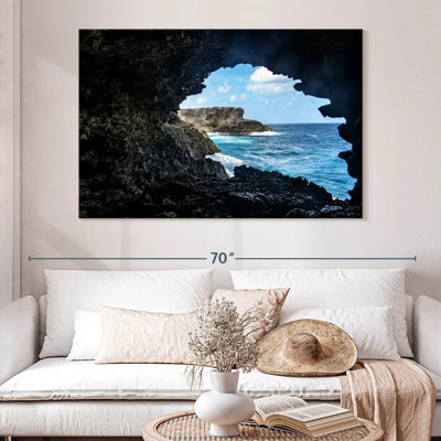 Gillard, Barbade, bord de mer, grotte