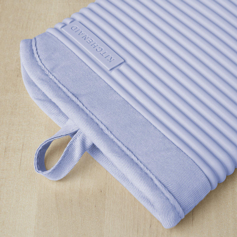 Gant de cuisine souple en silicone KitchenAid, Lavande / crème