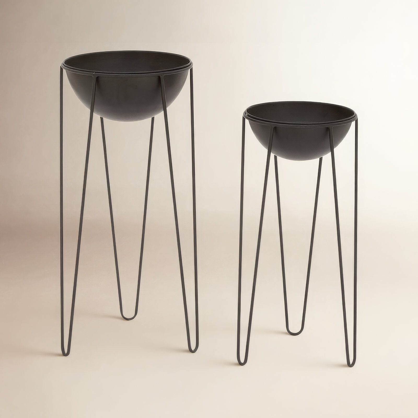 Magnola Metal Pot Planter - Set of 2