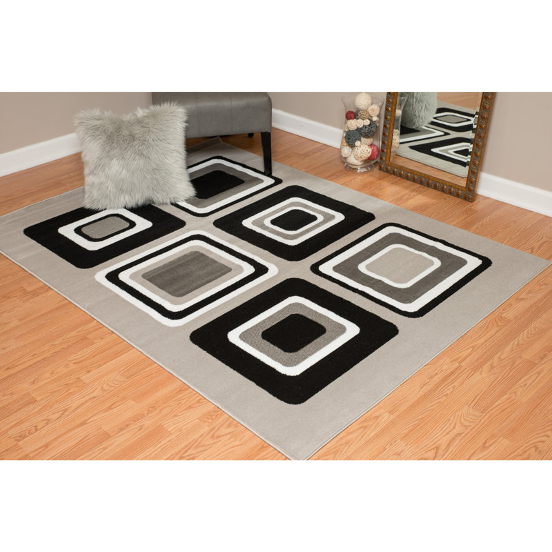 Elisavet Geometric Indoor Rug, 5'3" x 7'2"