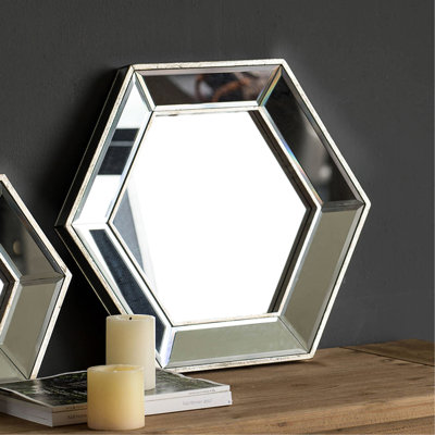 Hexagon Wall Mirror With Stylish Design, 20.7x1.6x17.9, For Home Decoration 20" X 18" Decorative Glass Mirror, Fits Multiple Room Decor Styles