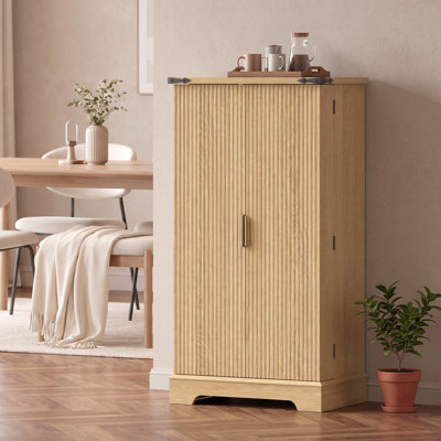 Armoire de cuisine de 117 cm (46 po) avec portes et étagères réglables, chêne