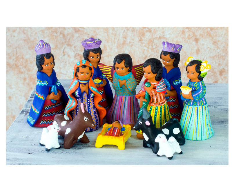 Ensemble de crèche 12 pièces en céramique chichicastenango