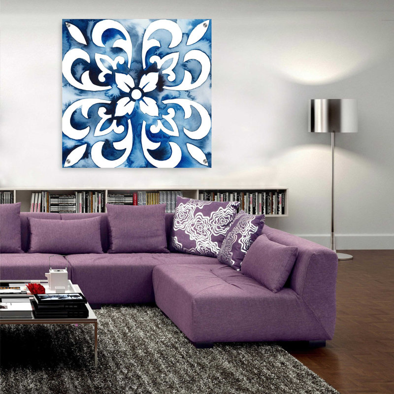 «Cobalt Tile II» par Grace Popp, art mural en verre acrylique, H 36 po x l 36 po x P 0,2 po