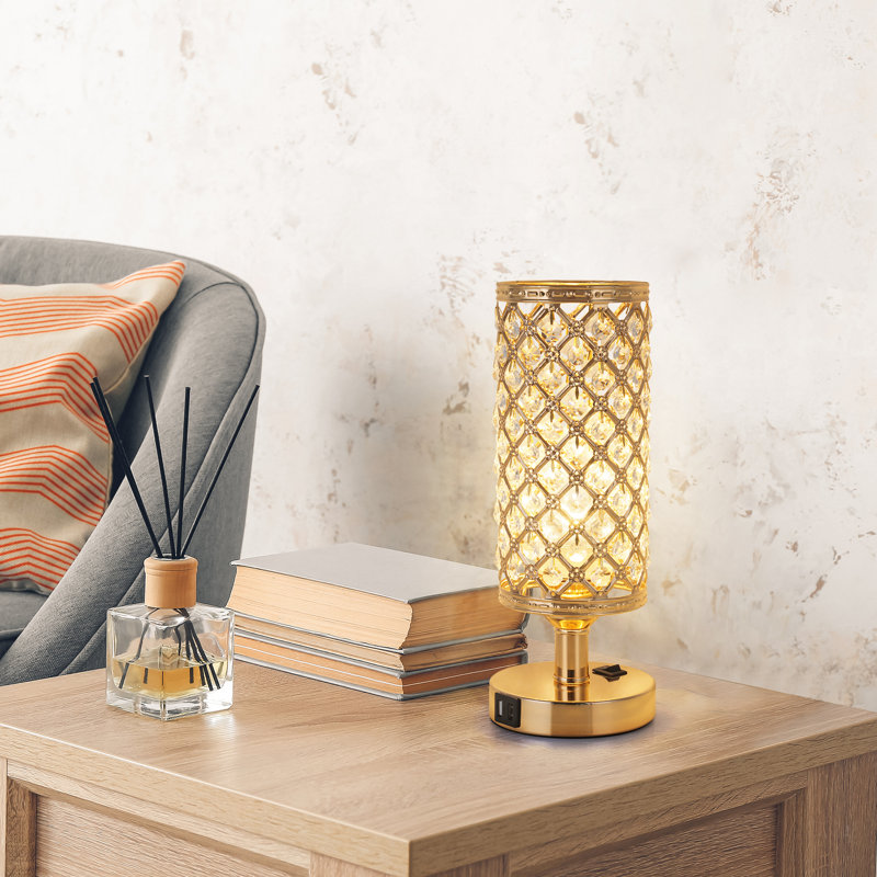 Dorethia Metal USB Table Lamp