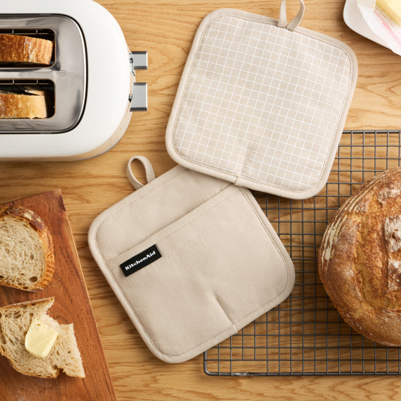 Ensemble de 2 poêles à casseroles de la série Gourmet de Kitchenaid, Brun clair lait frappé