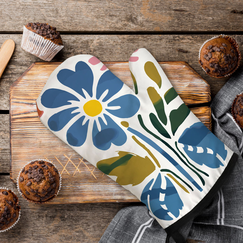 Art Petals Oven Mitt