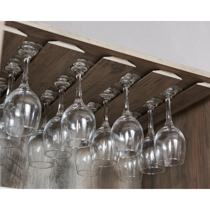 Bar Rosamund, Gris délavé