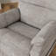 Fauteuil relevable moelleux en tissu colombe Lucie