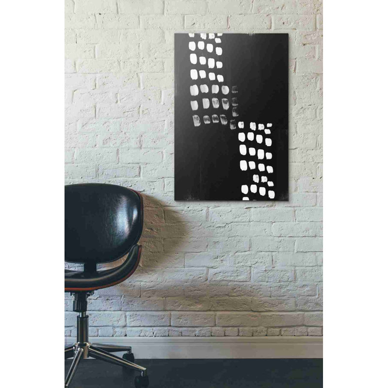 «Black and White Abstract» par Linda Woods, art mural sur toile, H 26 po x l 18 po