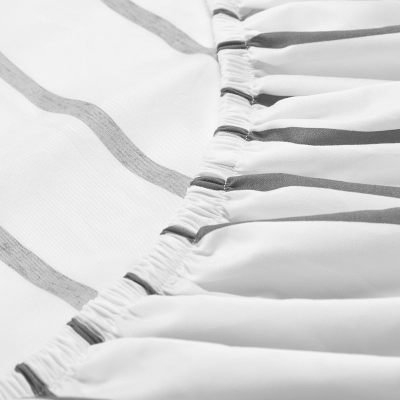 Ensemble de draps rayés en sergé de microfibre, Rayé gris / blanc, Ensemble de draps pour grand lit + un drap-housse 