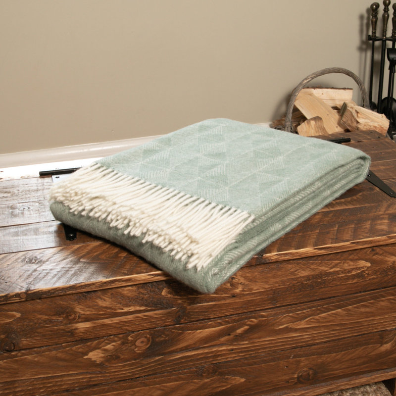 Knutsen Throw Blanket, Green