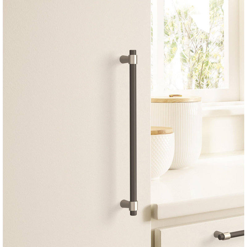 Mergence bar handle, Noir mat / nickel satiné, 6 5/16 po D'un centre à l'autre